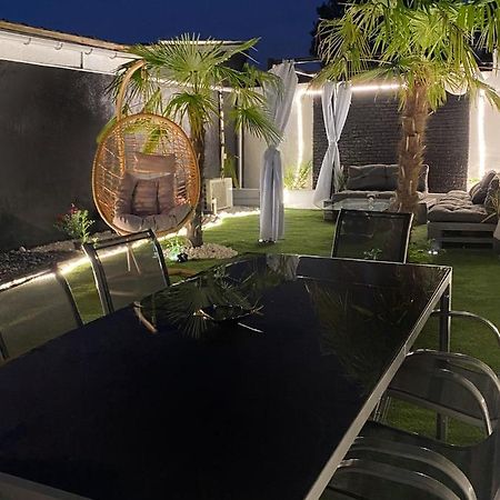 Vila #Bbsh Goussainville  Exteriér fotografie
