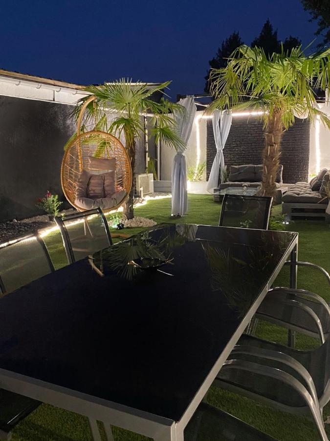 Vila #Bbsh Goussainville  Exteriér fotografie